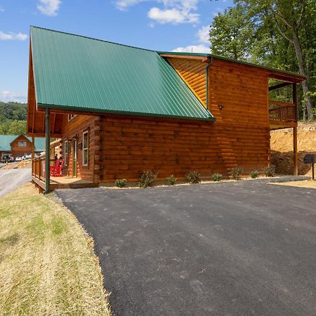 פיג'ן פורג' The 3 Bears Is A Newly Built 3 Bedroom Cabin Only 3 Minutes From The Parkway! מראה חיצוני תמונה
