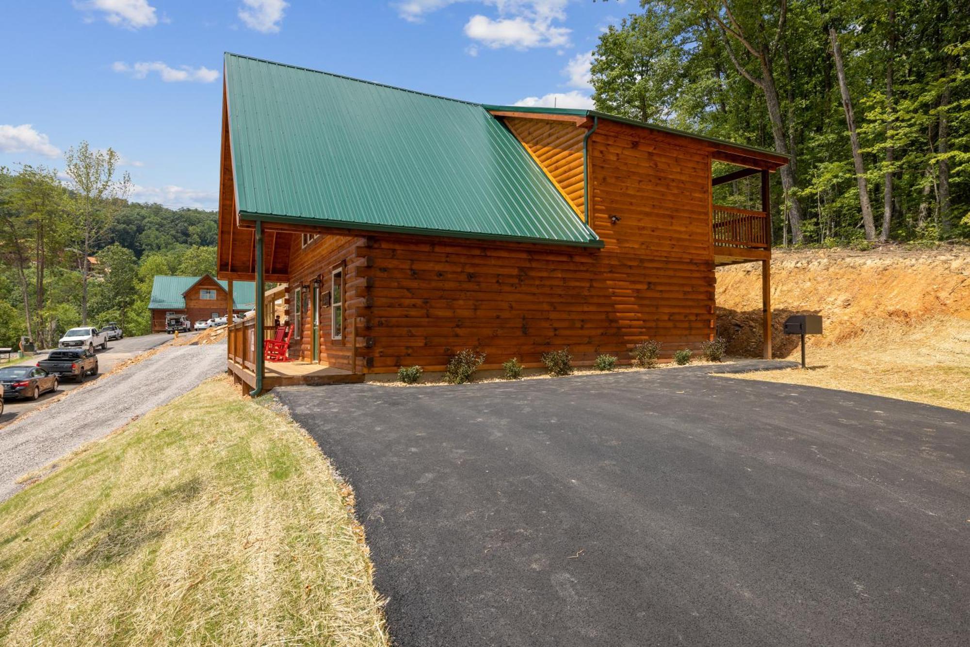 פיג'ן פורג' The 3 Bears Is A Newly Built 3 Bedroom Cabin Only 3 Minutes From The Parkway! מראה חיצוני תמונה