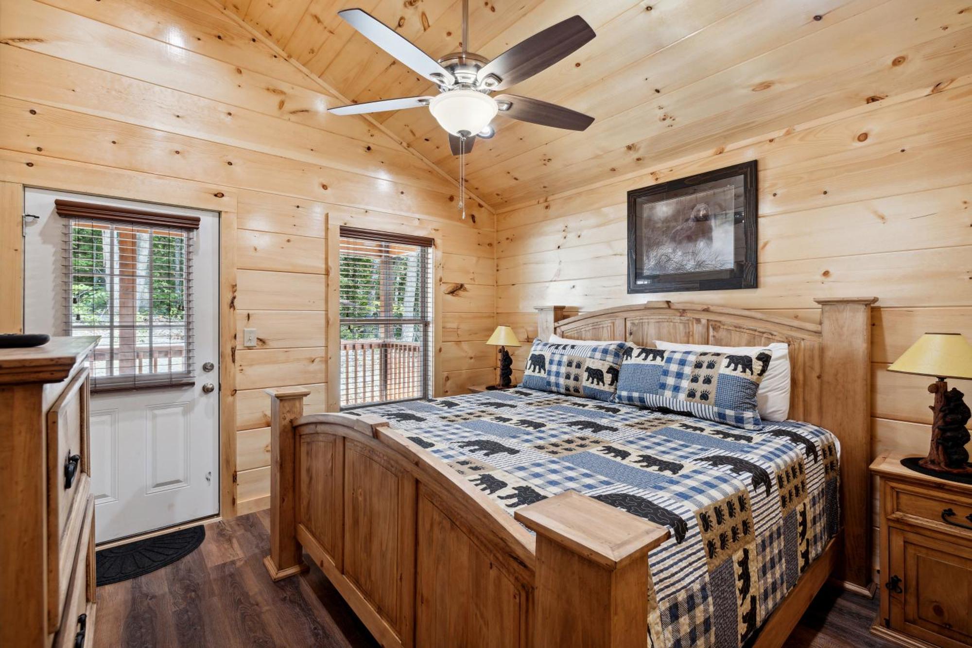 פיג'ן פורג' The 3 Bears Is A Newly Built 3 Bedroom Cabin Only 3 Minutes From The Parkway! מראה חיצוני תמונה
